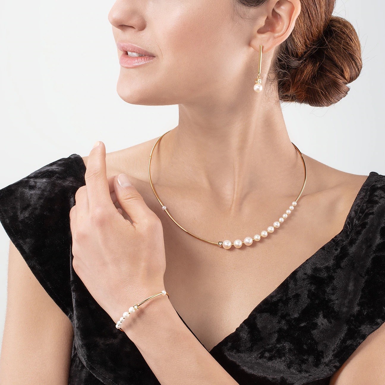 Coeur de Lion Collection Perle Bracelet classique Véritable perles d'eau douce acier inoxydable doré
